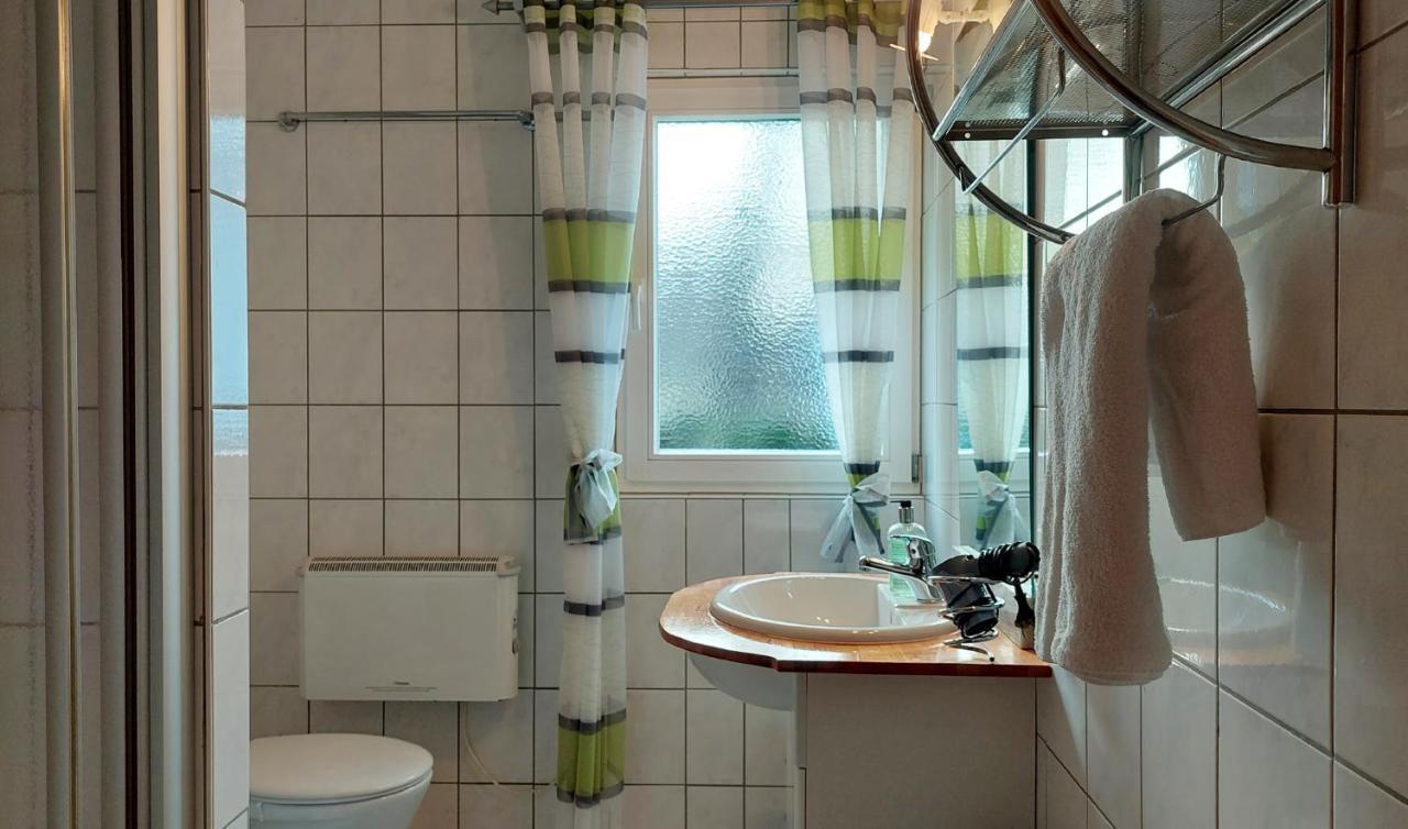 Bungalowpark Zinglingsberg By Rujana Binz Exteriör bild